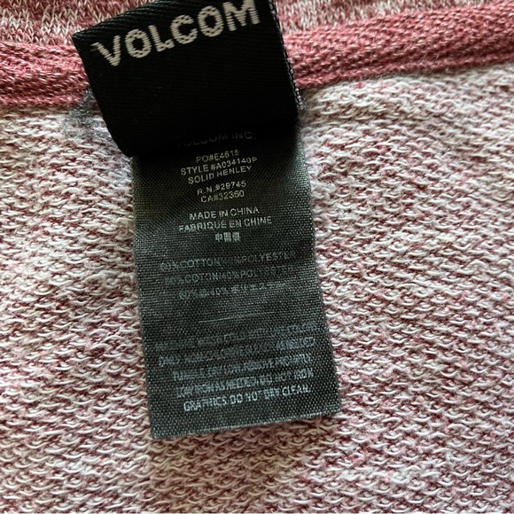 Men’s Volcom Henley - Picture 7 of 8